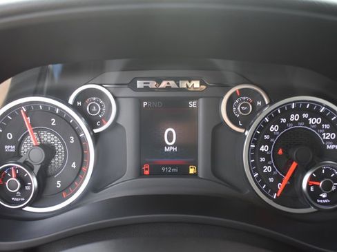 Used 2025 RAM 2500 Big Horn image 24