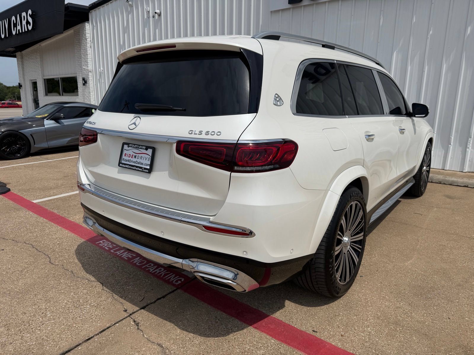 Used 2023 Mercedes-Benz Maybach GLS 600 4MATIC image 7