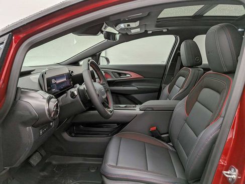 New 2026 Chevrolet Equinox EV RS image 17