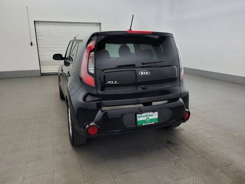 Used 2016 Kia Soul + FWD image 6