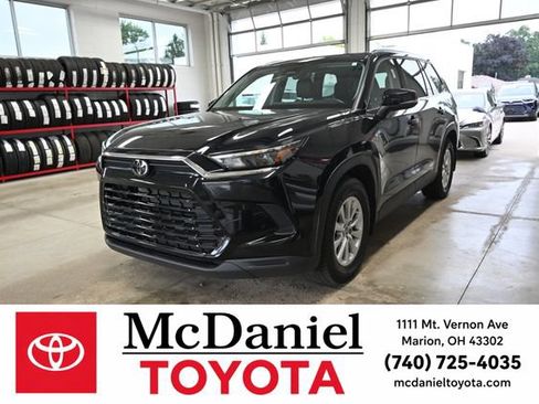 Used 2024 Toyota Grand Highlander AWD image 1