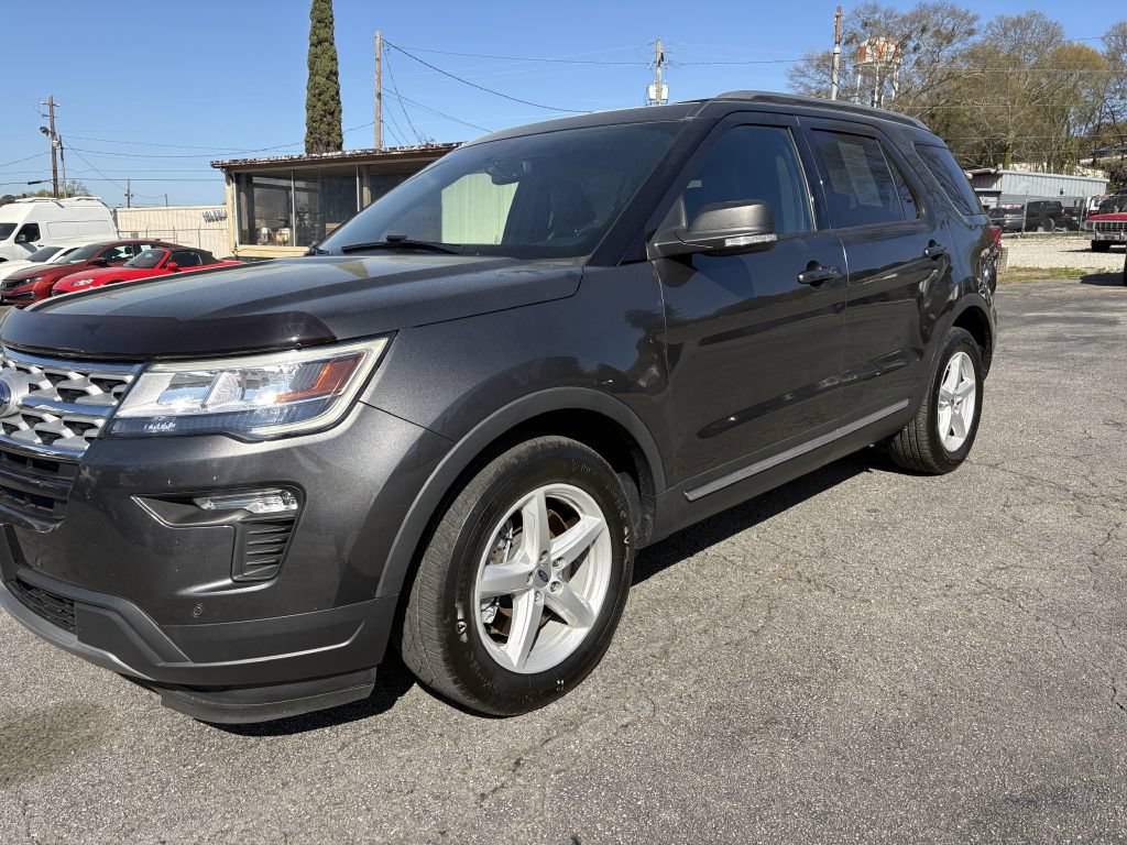 Used 2019 Ford Explorer XLT w/ Equipment Group 202A FWD image 1