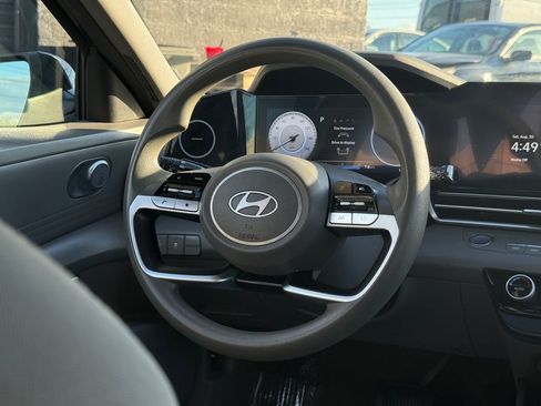 Used 2024 Hyundai Elantra SEL image 19