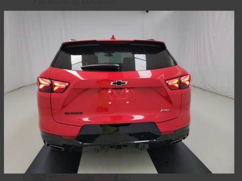 Used 2019 Chevrolet Blazer RS w/ Sun and Wheels Package FWD image 12