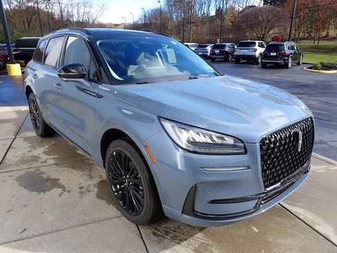 New 2026 Lincoln Corsair Premiere image 8