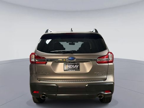 Used 2022 Subaru Ascent Touring AWD/4WD image 11