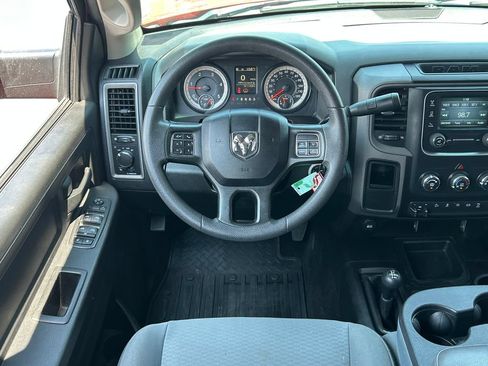 Used 2018 RAM 2500 Tradesman w/ Chrome Appearance Group AWD/4WD image 31