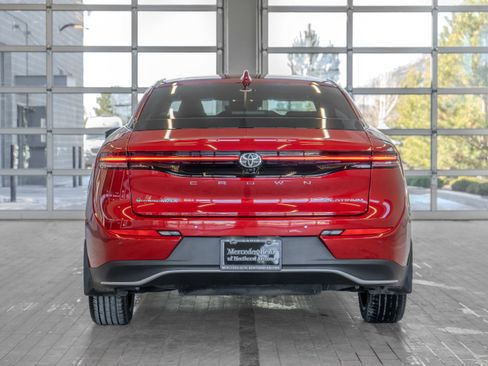 Used 2024 Toyota Crown Platinum image 14