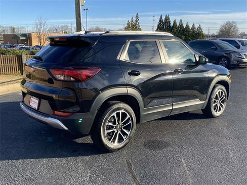 Used 2025 Chevrolet TrailBlazer LT image 6