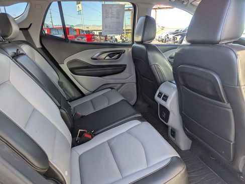 Used 2019 GMC Terrain SLT w/ Preferred Package image 32