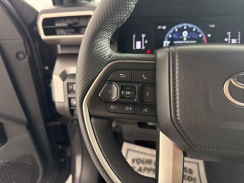 Used 2025 Toyota Tacoma SR5 image 28