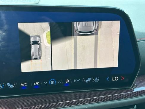 Used 2024 Chevrolet Traverse RS w/ LPO, Floor Liner Package AWD/4WD image 26