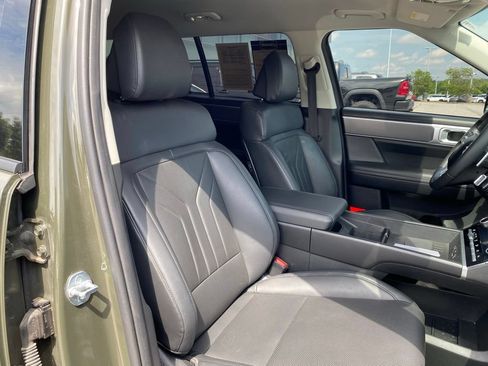 Used 2025 Hyundai Santa Fe SEL FWD image 29