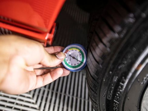 Used 2003 Ford Thunderbird image 35