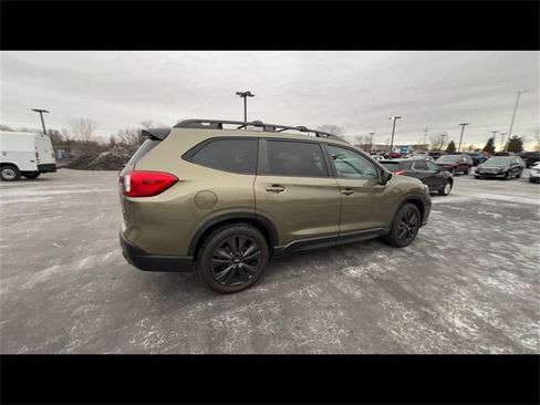 Used 2022 Subaru Ascent Onyx Edition image 8