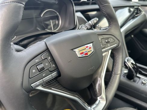 Used 2024 Cadillac XT6 Sport w/ LPO, Onyx Lite Package image 14