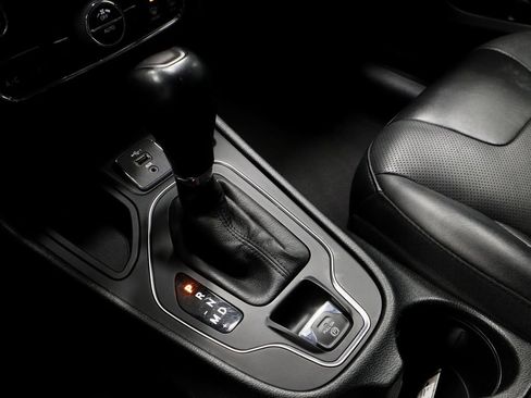 Used 2022 Jeep Cherokee Latitude Lux FWD image 33