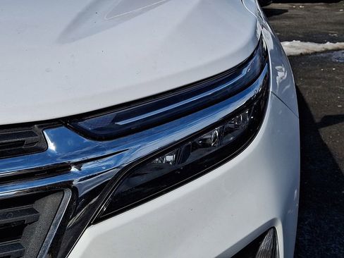 Used 2023 Chevrolet Equinox LT image 35