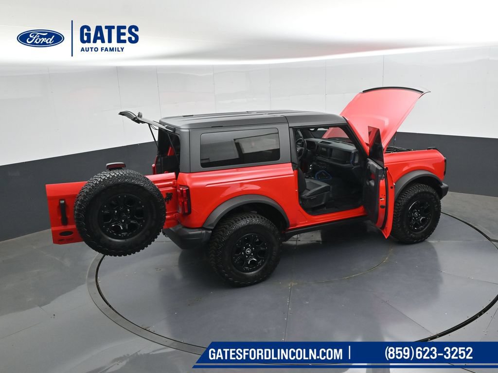 Used 2023 Ford Bronco Black Diamond w/ Sasquatch Package AWD/4WD image 46