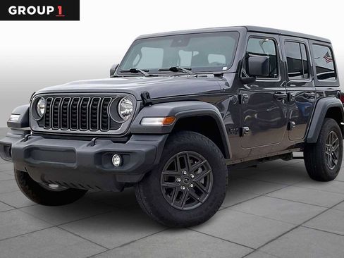 Used 2025 Jeep Wrangler Sport S image 1