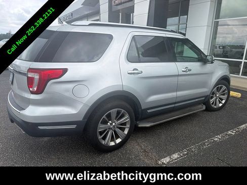 Used 2018 Ford Explorer Limited FWD image 5