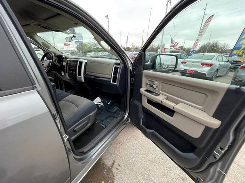 Used 2009 Dodge Ram 1500 Truck SLT image 18