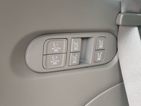 Certified 2026 Hyundai Palisade Limited image 14