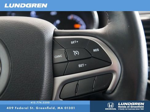 Used 2019 Jeep Grand Cherokee Limited w/ Luxury Group II image 19