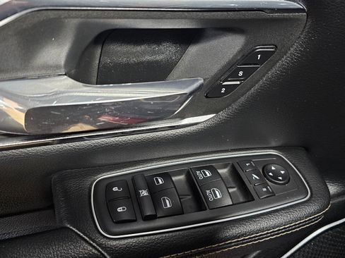 Used 2019 RAM 1500 Laramie w/ Sport Appearance Package image 27