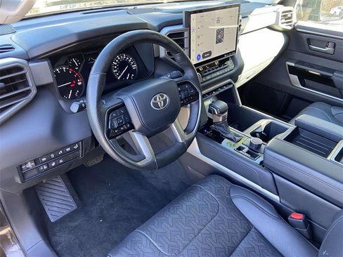 Used 2023 Toyota Tundra Limited image 23
