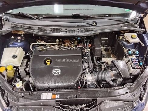 Used 2010 MAZDA MAZDA5 Grand Touring FWD image 9