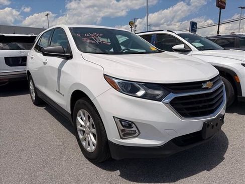 Used 2018 Chevrolet Equinox LS AWD/4WD image 13