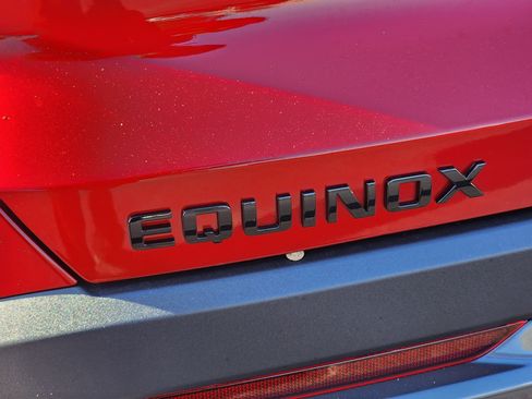 New 2026 Chevrolet Equinox ACTIV w/ Convenience Package III image 11