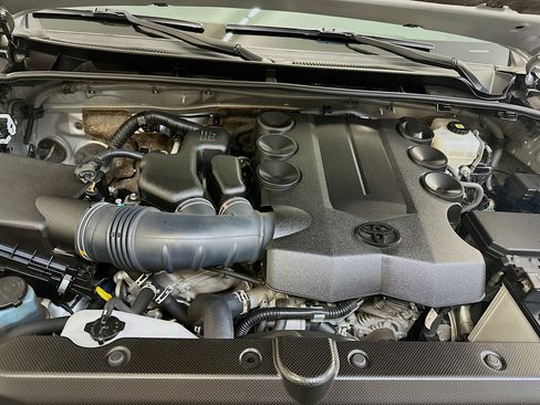 Used 2022 Toyota 4Runner TRD Off-Road Premium image 34