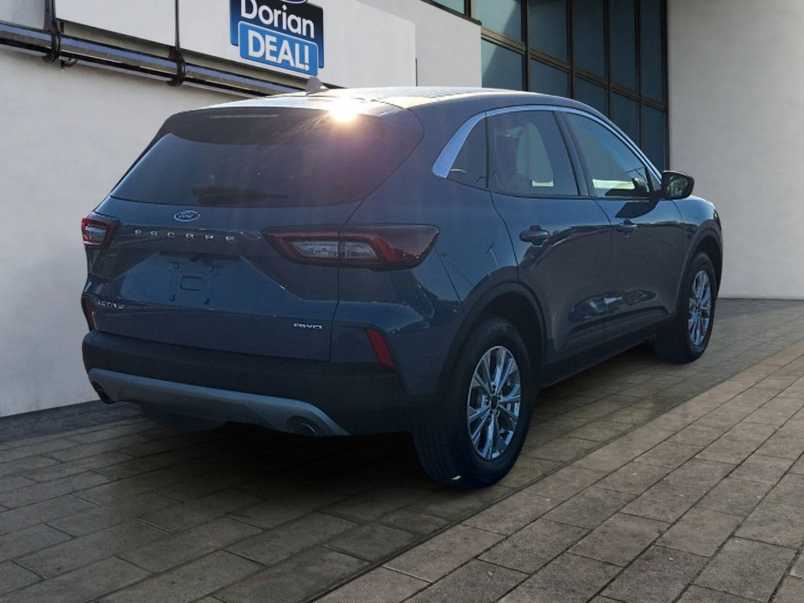 Certified 2024 Ford Escape Active AWD/4WD image 3