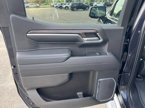 Used 2023 GMC Sierra 1500 SLT w/ SLT Convenience Package AWD/4WD image 25