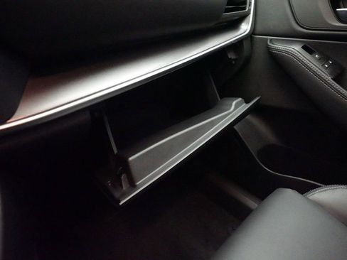 Certified 2023 Nissan Rogue SV w/ SV Premium B Package AWD/4WD image 30