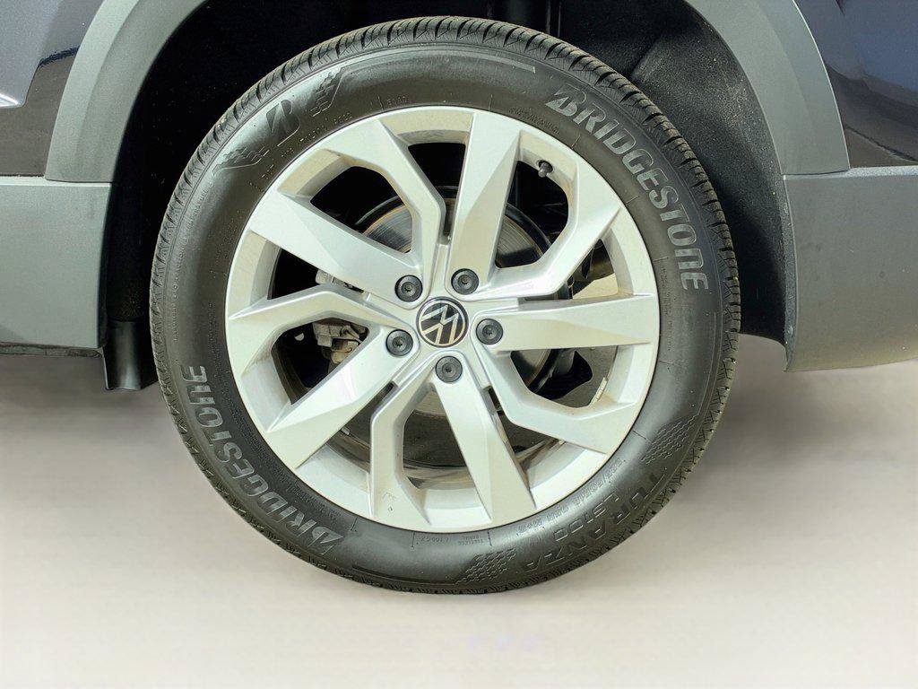 Certified 2023 Volkswagen Taos S w/ Driver Assistance Package AWD/4WD image 29