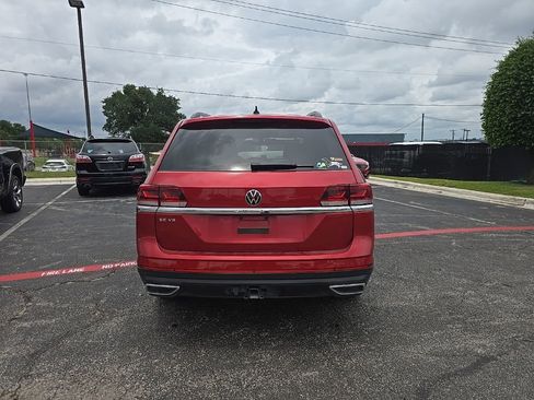 Used 2023 Volkswagen Atlas SE w/ Black Wheel Package FWD image 6