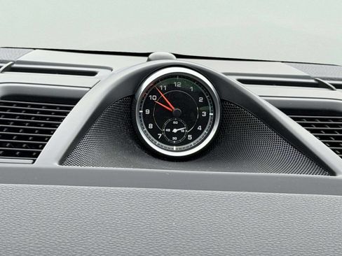 Used 2016 Porsche Panamera 4 Edition image 17