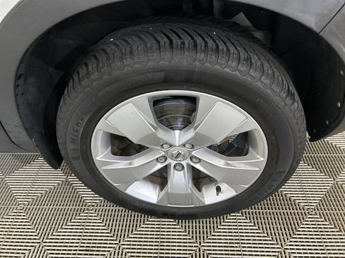Used 2019 Volvo XC40 T5 Momentum AWD/4WD image 9