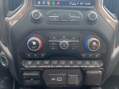 Used 2023 Chevrolet Silverado 2500 High Country w/ Safety Package II AWD/4WD image 17