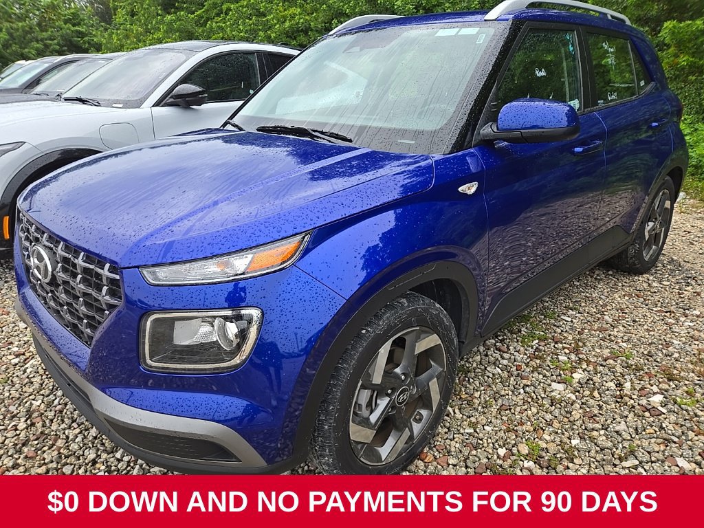 Used 2025 Hyundai Venue SEL FWD image 1