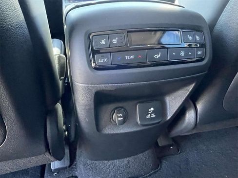 Used 2025 Hyundai Palisade SEL image 13