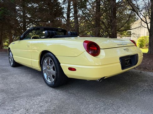Used 2002 Ford Thunderbird image 31