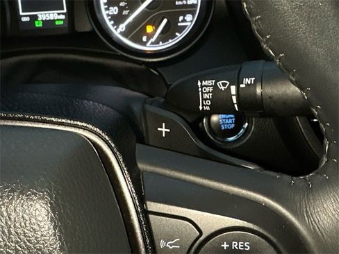 Certified 2023 Toyota Camry SE image 33