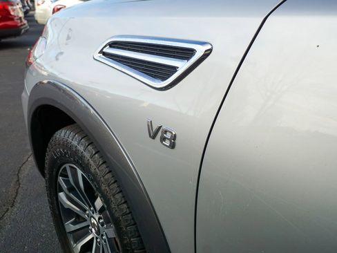 Used 2020 Nissan Armada SL w/ Premium Package image 8