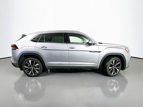 New 2026 Volkswagen Atlas Cross Sport SEL Premium R-Line image 8