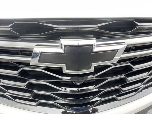 Certified 2023 Chevrolet Traverse RS FWD image 30