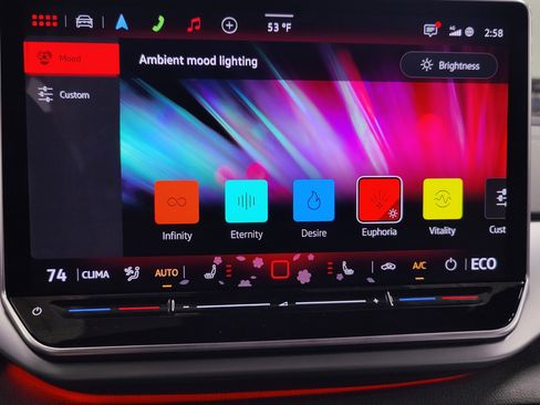 Used 2025 Volkswagen ID.4 Pro image 21